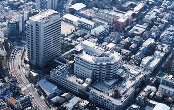 昭和大学病院中央棟1997年